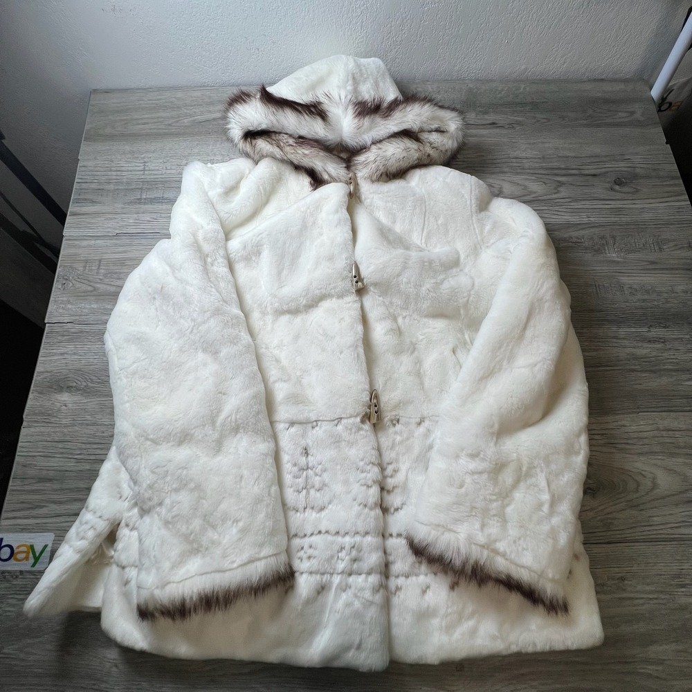 Nuage Faux Fur Coat Womens 2X Cream White Hooded Toggle Winter Glam Jacket AB43